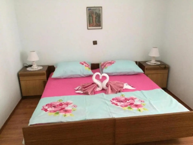Apartment Anec - 150m from the sea