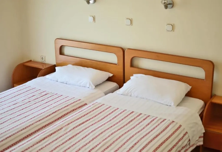 Standard Twin room with balcony