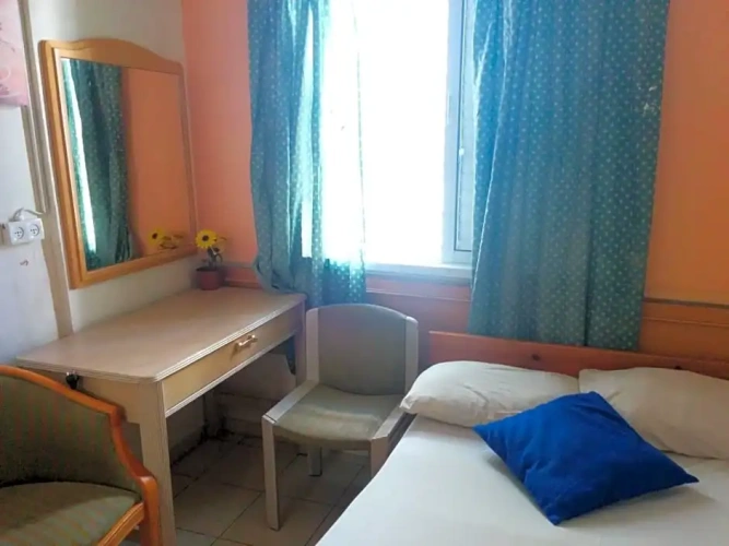 Standard Single room with view
