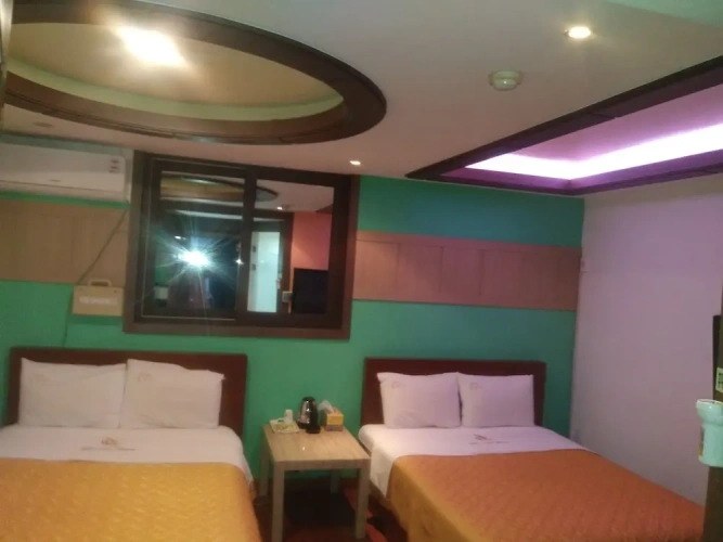 Premier Twin room