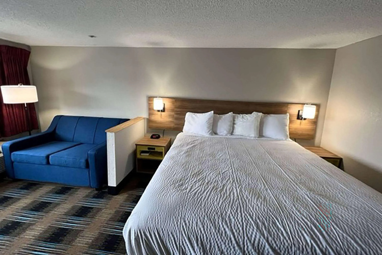 Days Inn By Wyndham Liverpool/syracuse - Syracuse, NY