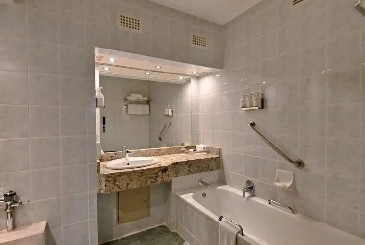 Double Suite