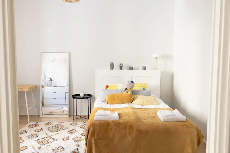 2ndhomes Bright & Spacious City Studio