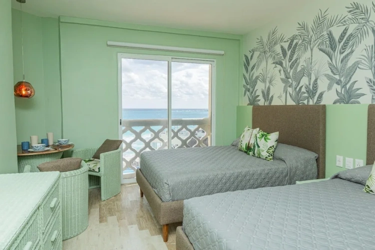 Premium Quadruple Studio oceanfront