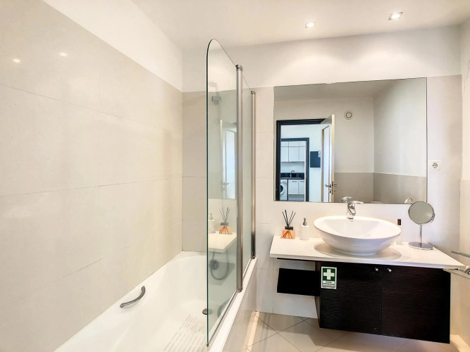 Rodamar Apartment by MHM