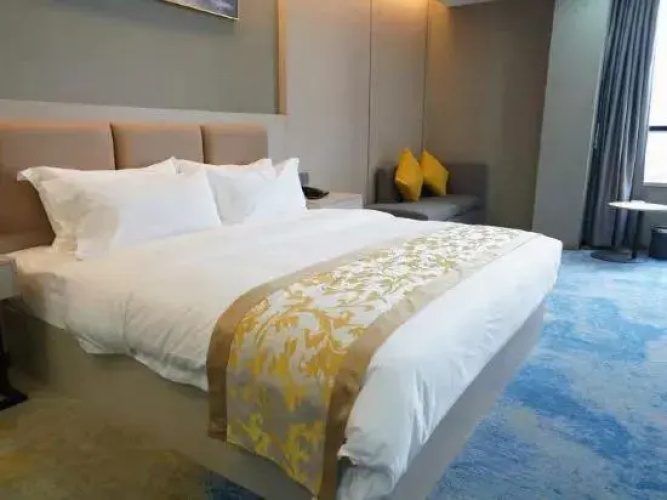 Bali Hotel Maoming