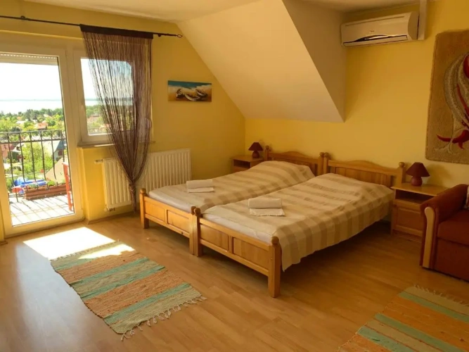 Studio with balcony and with pool view