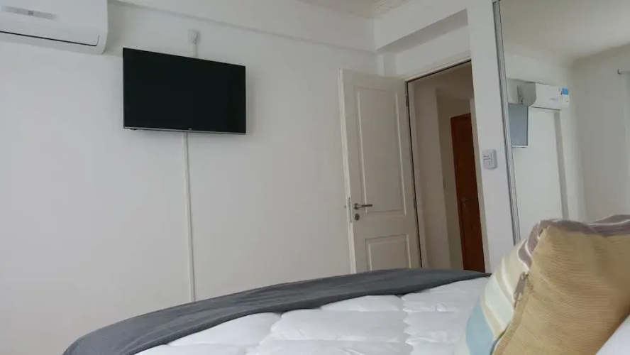 Reyes Apartment