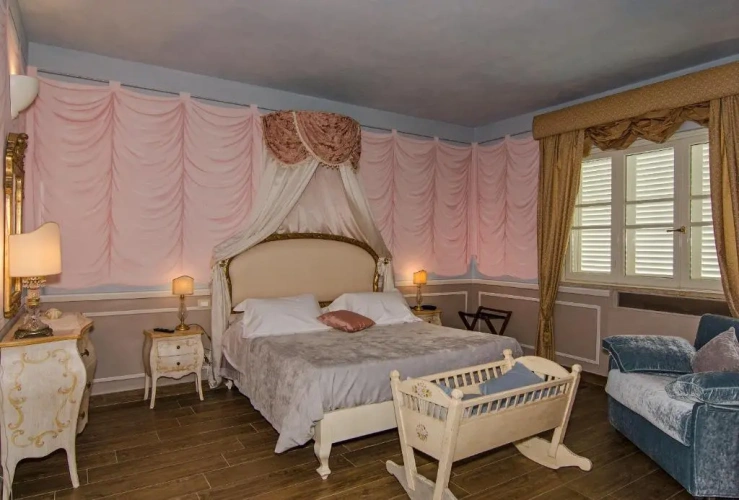 Standard Double room with balcony and with view
