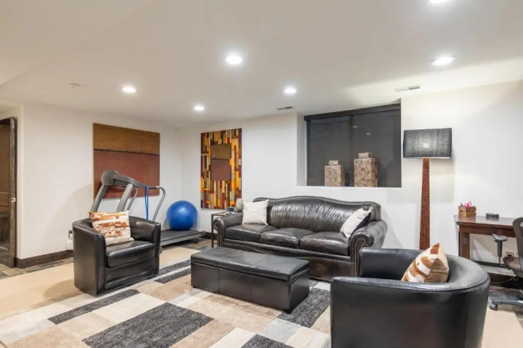 601 Deer Valley Drive