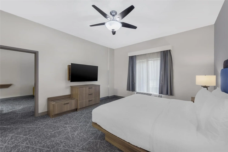 1 Bedroom Double Suite