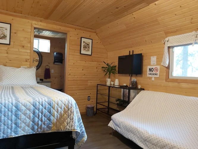 Deluxe Double Cabin