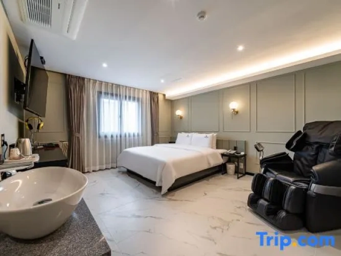 Business Double room with city view