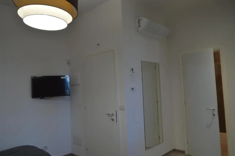 Camere Scandellara 24