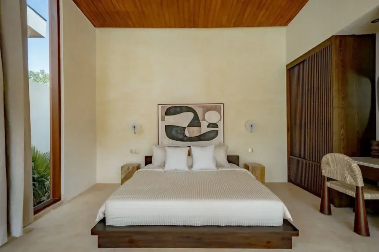 1 Bedroom Executive Suite with pool view