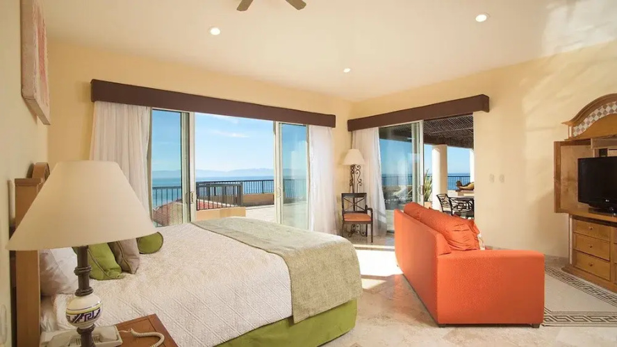 Luxury Suite at Villa del Palmar