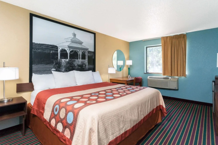 Super 8 Bath Hammondsport Area
