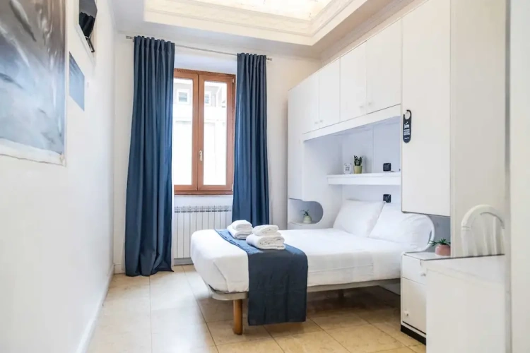 Classic Double room with city view