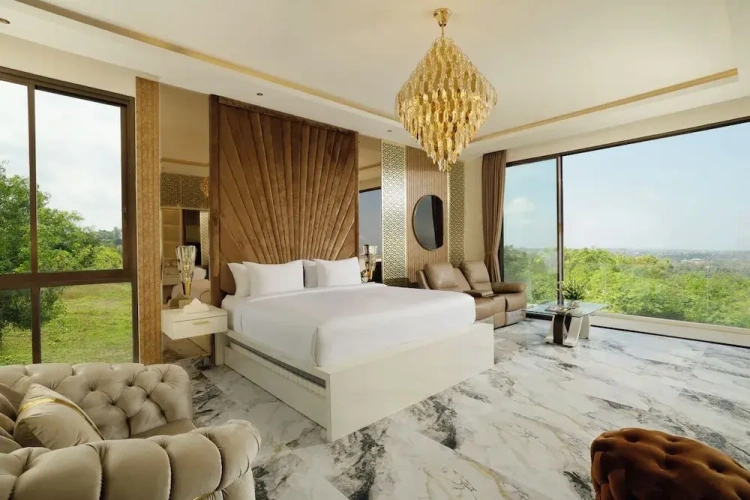 4 Bedrooms Villa