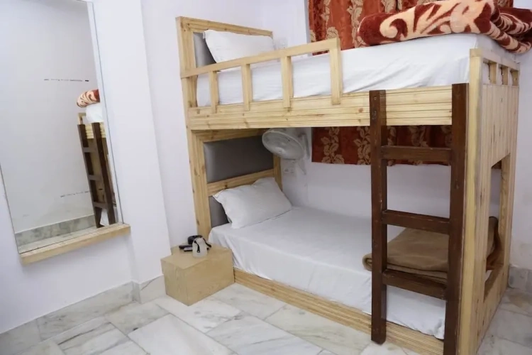 Bed in Dorm (female dorm)