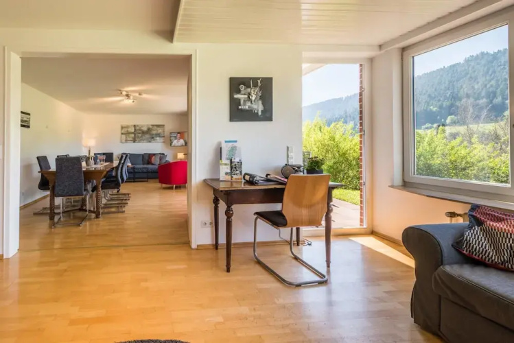 Traum-Ferienhaus auf der Burghalde