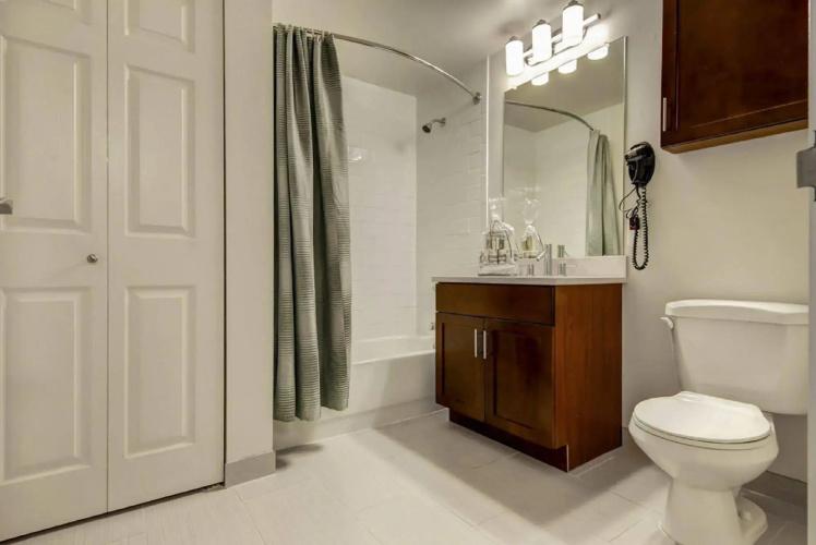 Global Luxury Suites at Seaside Way