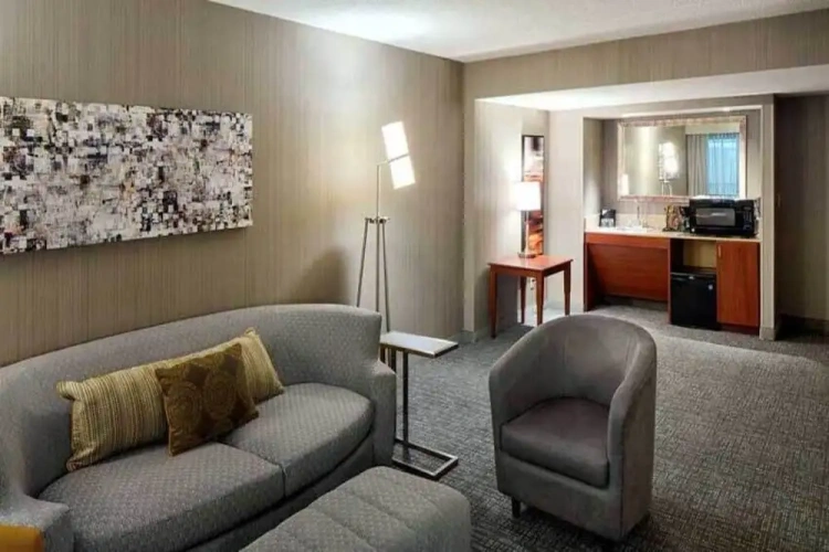 Deluxe Double Suite