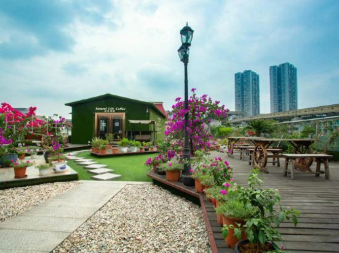 Baoli Xiangxun Theme Hotel
