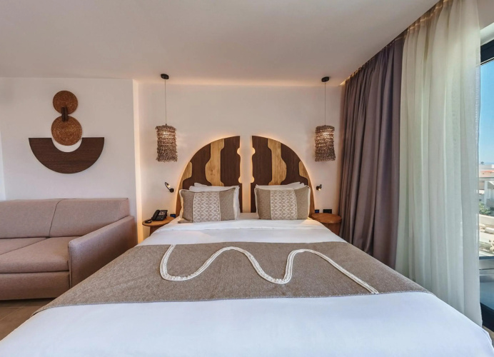 Cabana Blu Hotel & Suites