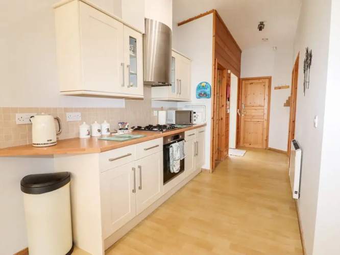 Watersview Lodge