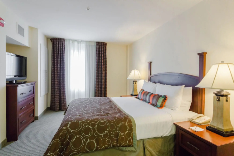 Staybridge Suites Austin Airport by IHG