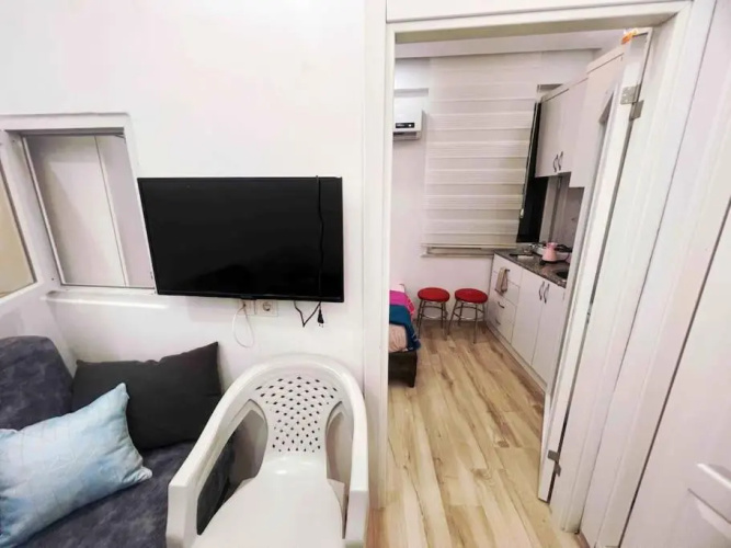 A TINY FLAT IN OLD TOWN AREA 850€ Per mounth