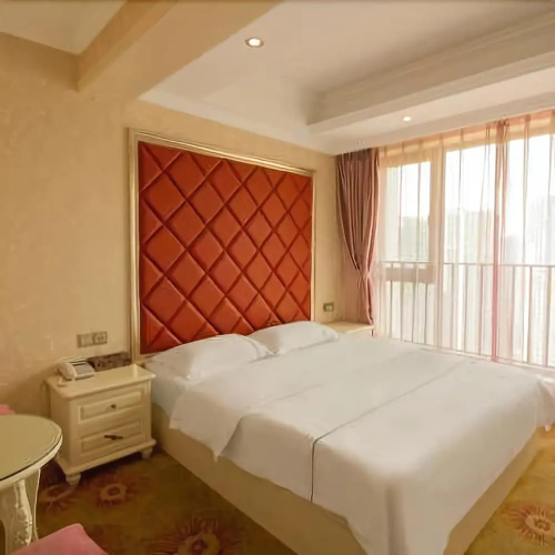 Yuntong Holiday Hotel