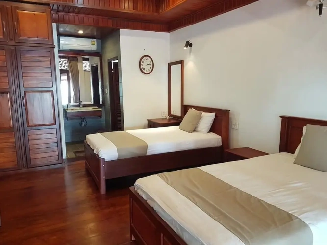 Deluxe Twin room with balcony
