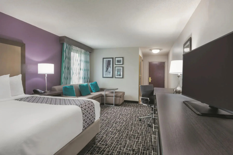 La Quinta Inn & Suites by Wyndham Covington