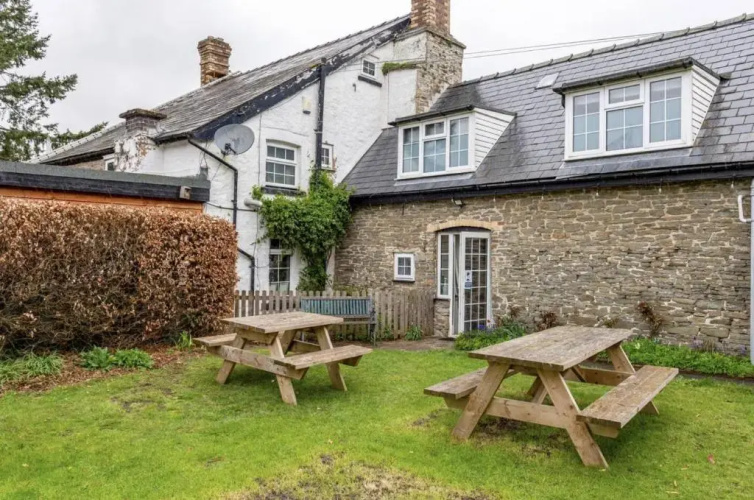 The Royal Oak Inn