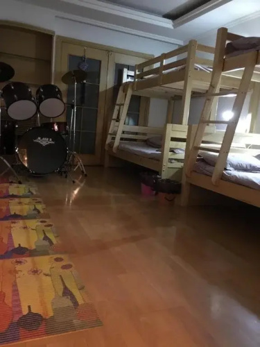 Sanrenxing Hostel