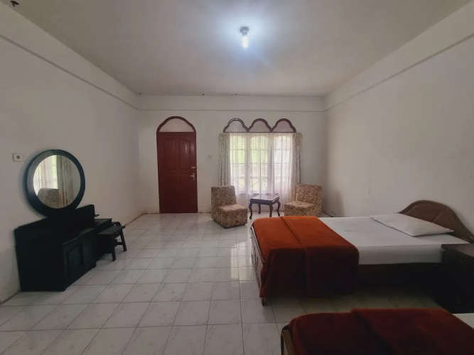 OYO 93062 Sibayak Multinational Rest House