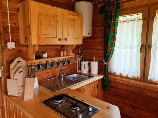 2 Bedrooms Chalet