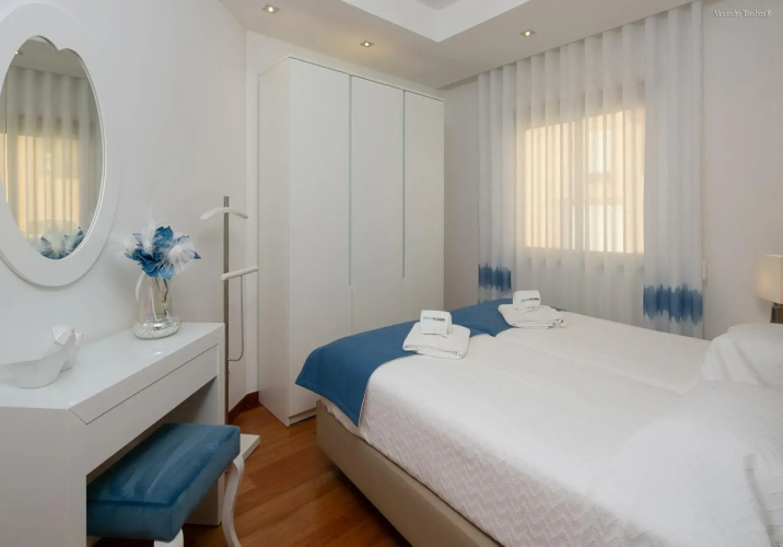 A24 - Luzbay Beach Apartment