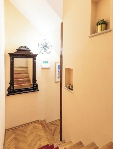 Antaeus Residence