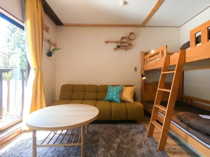 Standard Triple room