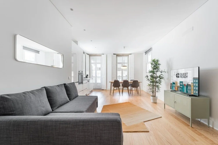 2 Bedrooms Apartment with balcony
