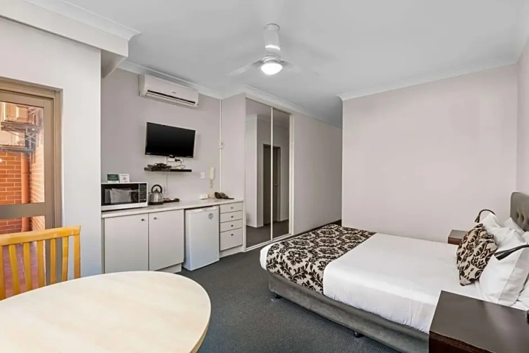 Double Suite