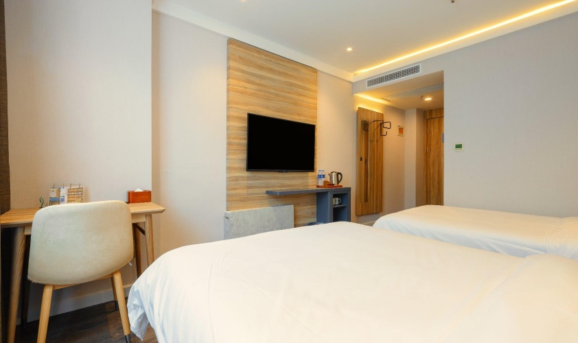 Standard Family room
