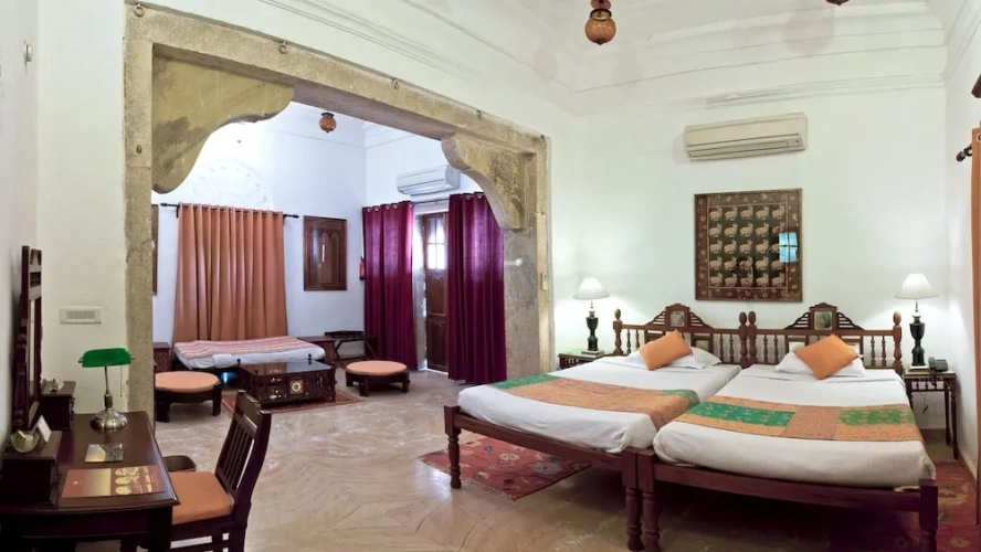 Royal Double room with balcony