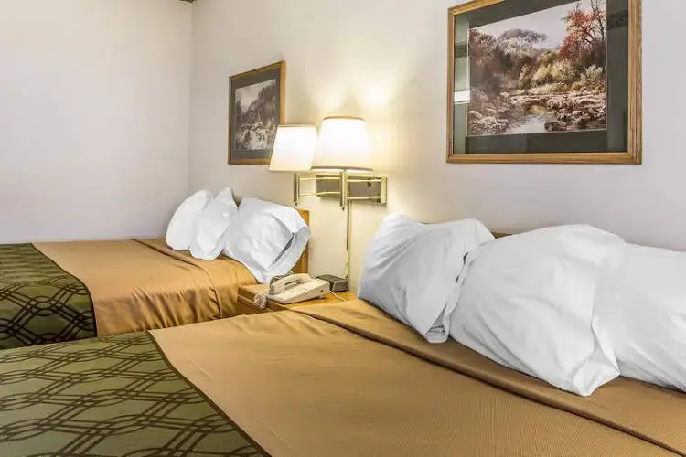 Rodeway Inn