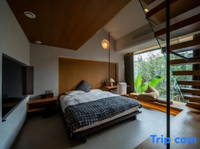 Standard Family Duplex room with courtyard view