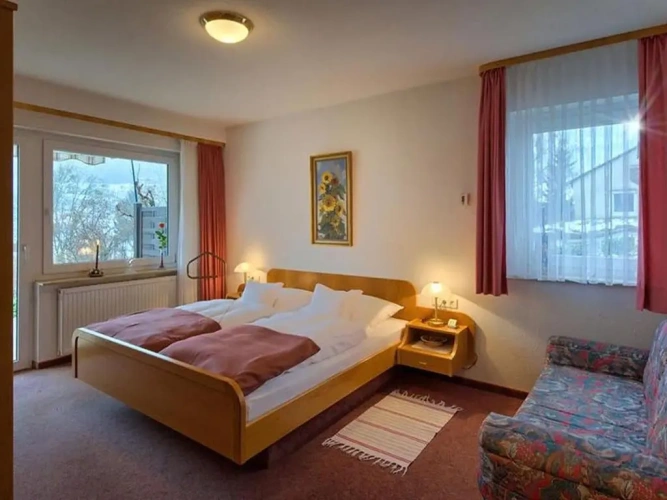 2 Bedrooms Apartment