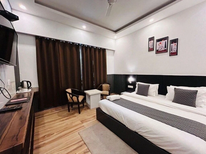 Deluxe Double room